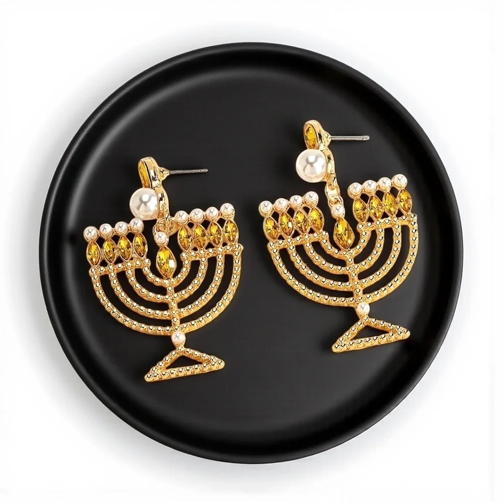 Shine Bright with Sparkling Menorah Earrings – Perfect for Hanukkah Celebrations